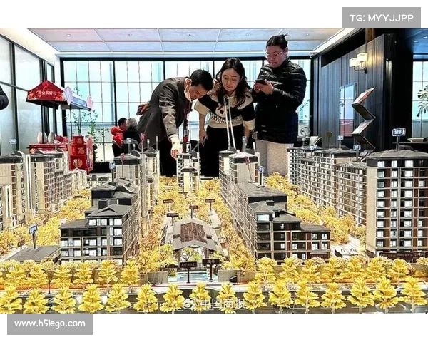 青岛房价暴跌引发业主抗议:售楼处围堵事件背后,楼市寒冬来临? 青岛房价暴跌引发业主抗议:售楼处围堵事件背后,楼市寒冬来临?